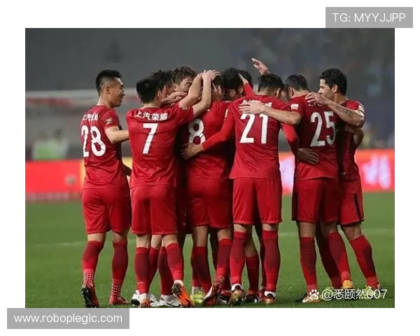 临场换人策略成关键，球队逆转胜利的战术表现值得关注