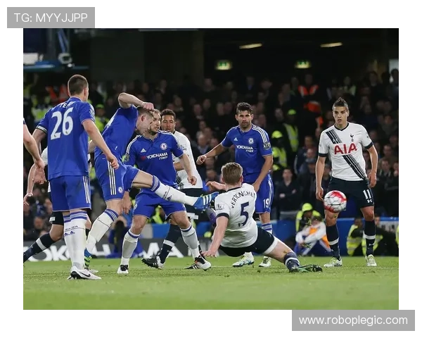 热刺中场失衡问题持续反映,对比赛掌控能力带来阶段性挑战 热刺中场失衡问题持续反映,对比赛掌控能力带来阶段性挑战